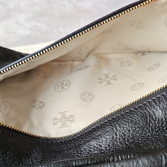 Tory Burch Black Leather Clutch - Picture 8 of 9